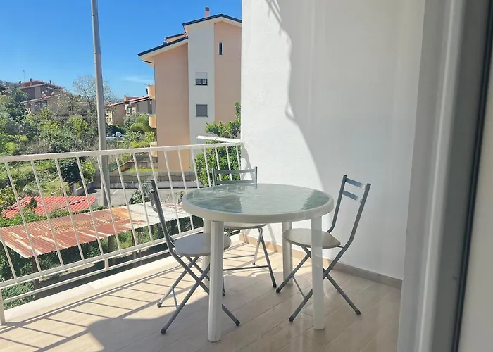 Blue Diamond * 维博瓦伦蒂亚码头